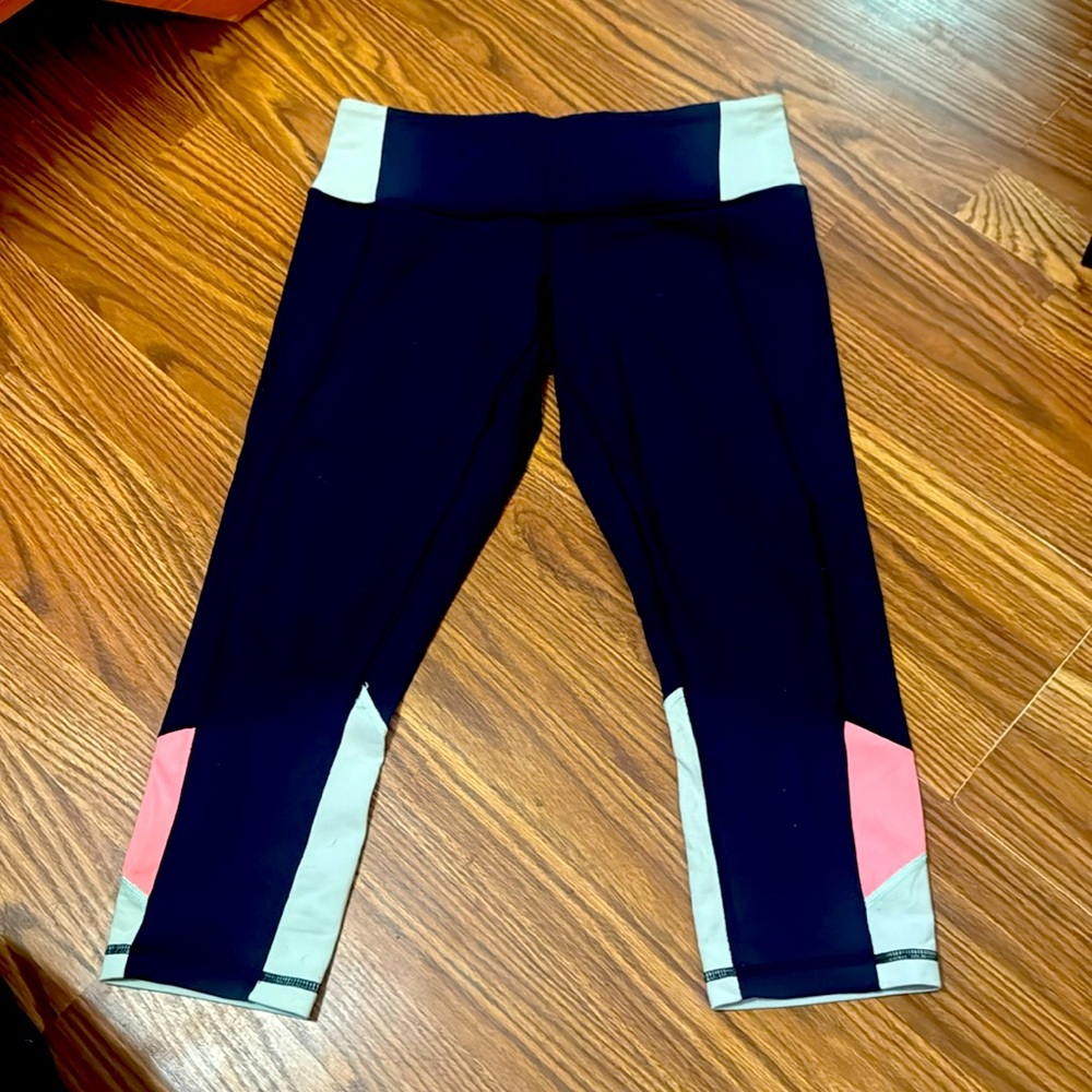 Capri Lulu melon active wear